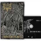 "Back From The Vault". Kassettenhülle mit dunkler gotischer Illustration; Skelett und verfallener Innenraum.