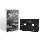 Daedric Shryne, Galactic Pain, Cold Knife. Kassette mit düsterem Landschaftsgemälde von Bergen und Raumschiffen.