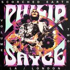 "Scorched Earth Volume Two" und "LA / London". Ein Musiker mit Gitarre umgeben von bunten Blumen in einer lebhaften Illustration.