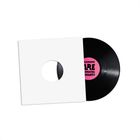 Schwarze Vinylplatte mit rosa Etikett: "Billionaires are destroying humanity". Weiße Hülle mit rundem Ausschnitt.