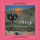 Text oben: "JON HASSELL". Text unten: "MUSIC IS INVISIBLE, PENTIMENTO VOLUME THREE". Gemälde: Landschaft mit Baum und Mond.