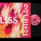 „BLISS“ in weißer Schrift auf unscharfem, farbigem Hintergrund, daneben ein Schallplatte mit rotem Etikett.