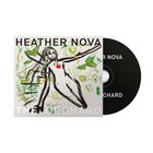 Texte: "HEATHER NOVA", "THE ORCHARD". Illustration: Abstrakter weiblicher Akt mit grünen Blättern und rotem Punkt. CD daneben.