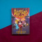 "The Weirdies Get Weirder" von Michael Buckley, illustriert von Forrest Burdett. Drei Cartoon-Kinder laufen nervös.