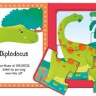 Diplodocus. Mein Name ist DIPLODOCUS. Siehst du, wie lang mein Hals ist? Illustration eines grünen Dinosauriers.