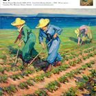 27 AUGUST · FRIDAY · 2027. Drei Frauen hacken Unkraut auf einem Feld. Eindrucksvolle Farben, blaue und grüne Kleidung.