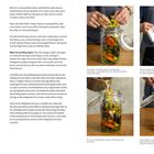 Seite 52. Anleitung zum Einlegen von Chilis. Text beschreibt Vorbereitung und Lagerung. Vier Bilder zeigen Schritte im Prozess.