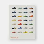 "Phaidon" unten links. 25 bunte Fußballschuhe in 5 Reihen, je 5 Schuhe.