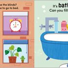 "Can you close the blinds? It’s almost time to go to bed." Links: Vier Fenster mit Gegenständen. Rechts: Capybara in einer Badewanne.