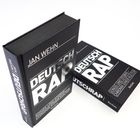 "DEUTSCH RAP" in großen Buchstaben auf zwei schwarzen Büchern, Autor: Jan Wehn, Titel: Songs und Storys, Reclam Verlag.