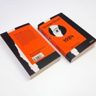 Ein Buchcover: "George Orwell, 1984". Ein Auge in der Mitte. Rückseite: Kurzer Inhaltstext und Barcodes.