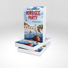 „Emmi Johannsen, Mordsee Party, Ein Borkum-Krimi.“ Bücherstapel mit Strand und Möwe auf Boje.