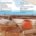 Zwei Mäuse sitzen in einem Seilkorb auf einem Boot. Im Hintergrund Meer, Netze und ein Krug. Texte sind Teil einer Geschichte.