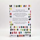 Ein Text beschreibt, wie ein Mann mit Alzheimer kämpft und versucht, die Krankheit sichtbar zu machen. Bunte Farbflecken drumherum.