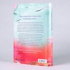 „Was, wenn dein Leben eine Leinwand wäre?“ beschreibt eine Geschichte von 1945 und 2023. Logo von dtv unten links.