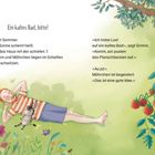 "Ein kaltes Bad, bitte!" Text über einem Mann im gestreiften Shirt, der mit einem Tier im Gras liegt, umgeben von Blumen und einem Baum.