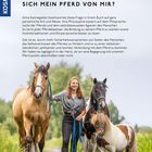 Titel: "Was wünscht sich mein Pferd von mir?" Frau mit zwei Pferden und einem Pony auf einem Weg, Wald im Hintergrund.