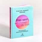Titel: "Frei sein, wo immer du bist". Autor: Thich Nhat Hanh. Buchtitel in Pastellfarben, Verlag: arkana.