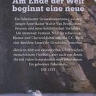 „Am Ende der Welt beginnt eine neue“. Bild einer Küstenlandschaft mit Schiff und Felsen im impressionistischen Stil.