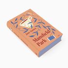 „Mansfield Park“ von Jane Austen. Orangener Buchumschlag mit blauen Blättern und einer gelben Tasse als Dekoration.