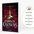"Crimson Crowns" von Cosima Lang zeigt eine Krone mit Blumen. Spice-Level: Drei Paprikas. Themen: Fake Marriage, Found Family.