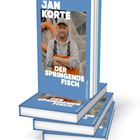 "JAN KORTE DER SPRINGENDE FISCH" auf dem Buchcover. Ein Mann in Arbeitskleidung mit Fischernetz im Hintergrund.