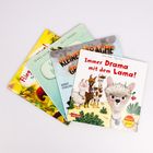Mehrere Kinderbuchcover, darunter "Immer Drama mit dem Lama!" mit einer Illustration von Lamas.