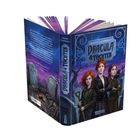 Buchtitel: "Dracula & Töchter" von Emma Carroll. Cover mit drei jungen Frauen auf einem Friedhof, lila Himmel im Hintergrund.