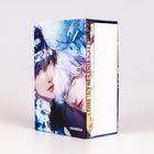 Auf der Seite steht "WORLD'S END BLUE BIRD 1". Zwei Figuren mit intensiven Blicken und blauen Details.