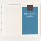 Kapitel 2: Hilfe, ich habe geerbt ... Ein offenes Buch mit blauem Hintergrund auf der rechten Seite.