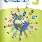 „ABC der Tiere Spracharbeitsheft Teil A 3“. Illustration: Kinder um Erdkugel, grüne Landschaft, Gebäude-Silhouette unten.