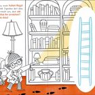 Text: „Die Fußspuren führen zu einem hohen Regal in der Museumsbibliothek…” Illustration: Zwei Detektive, Regal, Leiter.