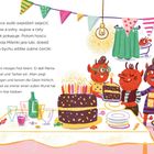 Das Bild zeigt eine bunte Feier mit kleinen Teufelchen. Ein Tisch voller Geschenke, Kuchen und Partydekoration.