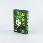 "FLUCHT AUS DER KABINE. DAS FUSSBALL-ESCAPE-ROOM-KARTENSPIEL." Ein Kartenspiel mit Fußballmotiv.