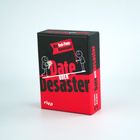 Schwarze und rote Verpackung mit der Aufschrift: "Date oder Desaster", "Das Red-Flags-Kartenspiel", "riva". Zwei Strichmännchen.