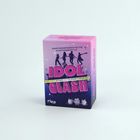 "Das dämonisch gute Kartenbattle. Idol Clash. Sei der Star am K-Pop-Himmel." Die Box ist pink-lila mit Silhouetten.