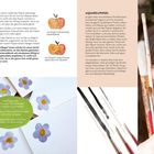 Text über Aquarellmaterialien: Papierarten, Einflüsse auf Pigment und Wasser, Tipps für Pinselpflege. Links Blumenabbildungen.