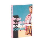 Texte: "inga hanka little hollywood roman". Illustration: Frau in rosa Jacke, karierter Rock, blauer Himmel.