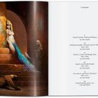 Auf der rechten Seite eine Inhaltsangabe; links ein Gemälde einer Frau an einer Säule, mit einem Tier zu ihren Füßen.