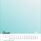 Januar-Kalender: Tage und Feiertage mit blauem Hintergrund, ein hellblaues Herz unten rechts.