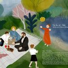 Das bin ich – Paula. Ich bin am 8. Februar 1876 geboren. Eine Familie picknickt, ein Kind spielt am Teich mit Schwänen.