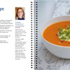 Feine Möhrensuppe mit Curry und Ingwer, Zutatenliste und Rezept; Foto einer Suppe mit Garnitur in einer Schüssel.