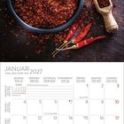 Kalender Januar 2027, Tage und Wochenzahlen. Oben Schale mit Chiliflocken und ganze Chilischoten.
