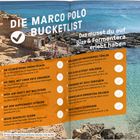 "MARCO POLO TOP-HIGHLIGHTS" in weißer Schrift auf rotem Hintergrund. Darunter sind Reiseziele mit kurzen Beschreibungen aufgelistet. Im Hintergrund sind antike Tempel mit Bäumen sichtbar.