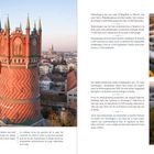 Mehrsprachiger Text über Wohngebiete in Rostock mit Bildern von städtischer Architektur und einem Wasserturm.