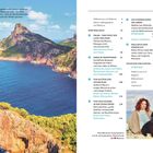 Texte beschreiben einen Blick auf das Cap de Formentor. Rechts eine Inhaltsangabe; links Meer und Klippen bei blauem Himmel.