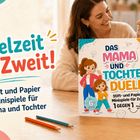 "Spielzeit zu Zweit! Stift und Papier Minispiele für Mama und Tochter." Eine Frau und ein Mädchen lächeln sich an.