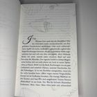 "Jule" und ein langer Text über Rechnungen und familiäre Sorgen. Im Hintergrund sind Muscheln und ein Seestern gezeichnet.