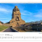 Text: Januar, 01.01. Neujahr, 06.01. Heilige Drei Könige, Völkerschlachtdenkmal. Kalenderseite mit Denkmal im Hintergrund.