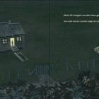 Texte: "Wenn ich morgens aus dem Haus gehe, ist es noch dunkel." und "Aún está oscuro cuando salgo de casa." Ein Haus mit Licht, daneben eine Eule.